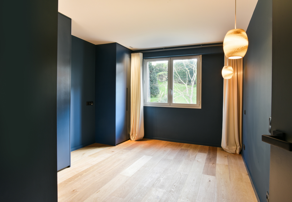 Renovation-appartement-biarritz-specialiste-renovation-agencement-magasin-64-40-darrieumerlou-12